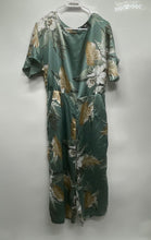 Load image into Gallery viewer, AX Paris Womens Multicolor Floral Back Zip One-Piece Jumpsuit Sz 8 Missing Belt
