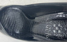 Load image into Gallery viewer, Vince Camuto Womens Akenta Black Pointed Toe Slip-On Pump Heels Size 8.5M
