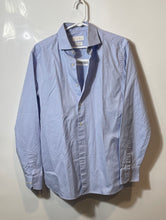 Load image into Gallery viewer, Massimo Dutti Mens Blue Italian Fabric Long Sleeve Collared Dress Shirt Sz 16.5
