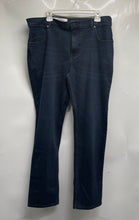 Load image into Gallery viewer, DKNY Mens Dark Blue Denim St Marks Slim Stretch Straight Jeans Pants Size 38/32
