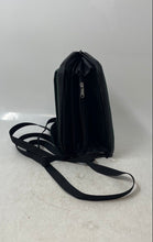 Load image into Gallery viewer, Duchamp London Womens Green Black Adjustable Crossbody Strap Phone Wallet

