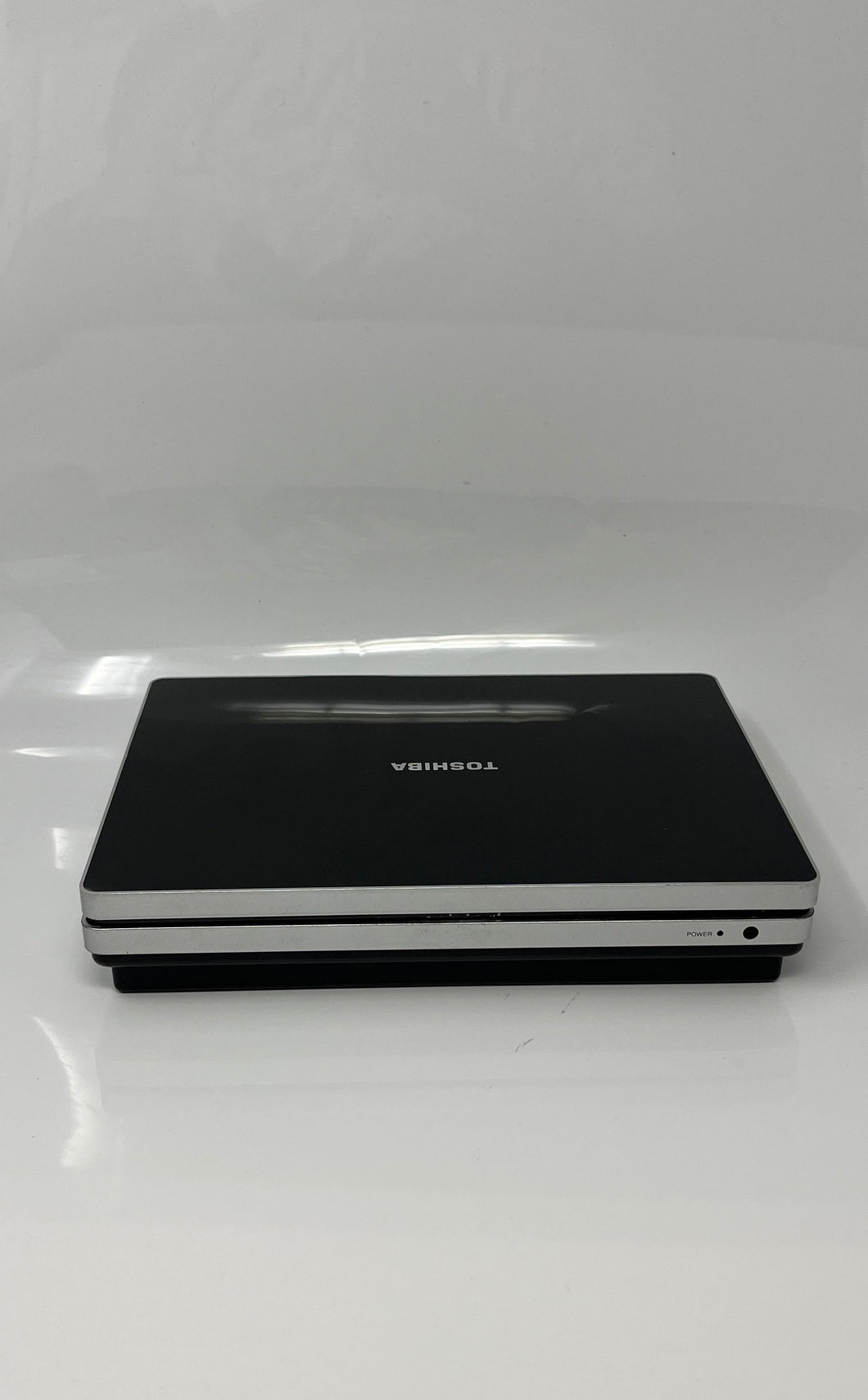 Toshiba SDP1900 Divx Dolby Digital DTS Black Portable DVD Player Not Tested