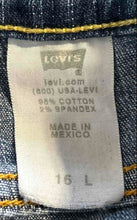 Load image into Gallery viewer, Levi's Womens Blue Medium Wash Pockets Denim Straight Leg Jeans Size 16L
