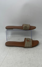 Load image into Gallery viewer, Guess Womens Beige Leather Open Toe Slip On Slide Sandals Size 10 M
