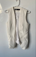 Load image into Gallery viewer, Zara Womens Off-White Pocket Regular Fit Sleeveless Open Front Vest Size XS
