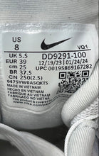 Load image into Gallery viewer, Nike Womens Quest 5 DD9291-100 White Silver Low Top Lace-Up Sneakers Shoes Sz 8
