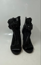 Load image into Gallery viewer, Karl Lagerfeld Paris Womens Blayze Black Peep-Toe Back-Zip Ankle Booties Sz 7.5

