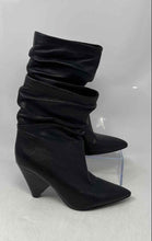 Load image into Gallery viewer, Guess Womens Nakitta Black Leather Pointed Toe Pull-On Ankle Boots Size 7 M
