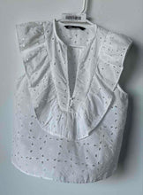 Load image into Gallery viewer, Zara Womens White V-Neck Short Sleeve Front Split Eyelet Blouse Top Size Small
