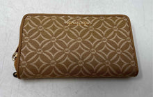 Load image into Gallery viewer, Michael Kors Womens Jet Set Brown Monogram Print ID Window Zip-Around Wallet
