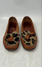 Load image into Gallery viewer, López Velasco By Gustavo Womens Camel Leopard Print Casual Loafer Shoes Size 38
