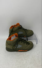 Load image into Gallery viewer, Nike Boys Jordan 5 Retro 440890-308 Green Lace-Up Sneaker Shoes Size 9C
