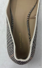 Load image into Gallery viewer, Ann Taylor Womens Multicolor Houndstooth Print Slip-On Ballet Flats Size 9M
