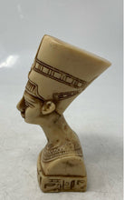 Load image into Gallery viewer, Ancient Egyptian Queen Nefertiti Head Bust Decorative Statue Figurine
