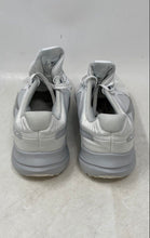 Load image into Gallery viewer, Nike Womens Quest 5 DD9291-100 White Silver Low Top Lace-Up Sneakers Shoes Sz 8
