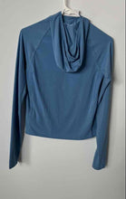 Load image into Gallery viewer, The North Face Womens Blue Raglan Sleeve Adventure Sun Pullover Hoodie Size XS
