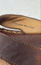 Load image into Gallery viewer, Born Womens Brown Leather Open Toe Slip-On Thong Sandals Size 7
