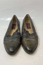 Load image into Gallery viewer, Giorgio Brutini Mens Black Leather Snakeskin Slip-On Loafers Shoes Size 10 1/2M
