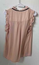 Load image into Gallery viewer, Forever 21 Womens Pink Sleeveless Ruffle Button Front Blouse Top Size Large
