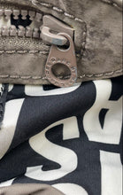 Load image into Gallery viewer, Authentic Marc By Marc Jacobs Womens Gray Inner Pocket Tote Handbag Stained
