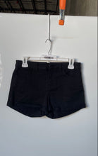 Load image into Gallery viewer, H&amp;M Womens Black Denim Flat Front Button Belt Loops Hot Pants Shorts Size 6
