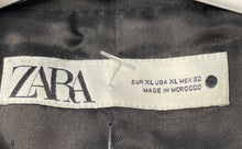 Load image into Gallery viewer, Zara Womens Black Pockets Notch Lapel Single-Breasted Two-Button Blazer Size XL
