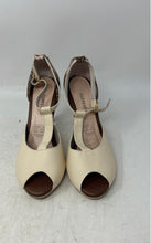 Load image into Gallery viewer, Dapper D Womens Dimitri Beige Printed Peep Toe Ankle Strap Heels Size 7
