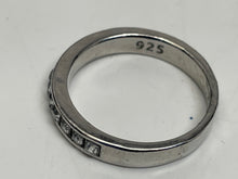 Load image into Gallery viewer, Women Silver Tone With Stones Ring Size 8.25 Weight 2.9g (NCL)
