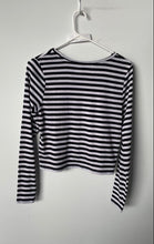 Load image into Gallery viewer, Divided By H&amp;M Womens Black White Striped Cropped Pullover Sweater Size S w/ Tag
