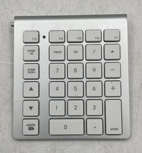 Load image into Gallery viewer, Apple Magic White Bluetooth Portable Wireless Keyboard With Numeric Keypad
