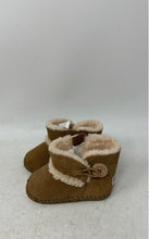 Load image into Gallery viewer, UGG Unisex Baby Lemmy II 1018136I Brown Suede Sheepskin Button Booties Size 0/1
