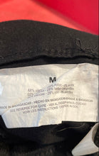 Load image into Gallery viewer, Anne Klein Womens Black Flat Front Tapered Leg Ankle Pants Size Medium
