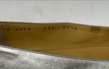 Load image into Gallery viewer, Authentic Bruno Magli Womens Silver Leather Round Toe Ballet Flats Size 7.5B
