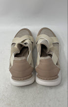 Load image into Gallery viewer, Clarks Womens Teagan Go 13288 Beige Slip-On Low Top Sneaker Shoes Size 8
