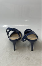 Load image into Gallery viewer, Liz Claiborne Womens Blue Pointed Toe Stiletto Slingback Heels Size 8.5M
