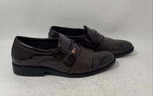 Load image into Gallery viewer, Mens Brown Patent Leather Slip-On Low Top Fashion Loafer Dress Shoes Size 12
