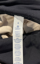 Load image into Gallery viewer, Lululemon Womens Pace Rival Beige Printed Cropped Leggings Pants Sz 6 With Tags
