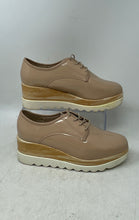 Load image into Gallery viewer, Moleca Womens Beige Square Toe Lace-Up Platform Sneaker Shoes Size 37
