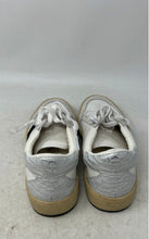 Load image into Gallery viewer, Vintage Havana Womens Eldridge White And Gray Leather Low Top Sneakers Shoes 6.5

