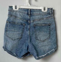 Load image into Gallery viewer, H&amp;M Womens Blue Denim Medium Wash Stretch Pockets Jean Shorts Size 6
