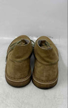 Load image into Gallery viewer, Clarks Originals Mens Beige Suede Lace-Up Ankle Chukka Boots Size 7.5M
