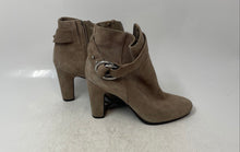 Load image into Gallery viewer, Sam Edelman Womens Shaleigh Beige Leather Side Zip Block Ankle Booties Size 7M
