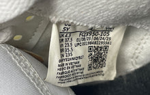 Load image into Gallery viewer, Authentic Nike Boys Air Jordan Spizike Low Red White Sneaker Shoes Size 5Y Worn
