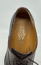 Load image into Gallery viewer, Authentic Salvatore Ferragamo Mens Brown Leather Oxford Shoes Size 7 D Damaged
