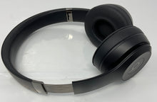 Load image into Gallery viewer, Beats By Dr. Dre Solo 4 Black Wireless On-The-Ear Headphones With Case NCL
