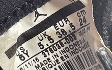 Load image into Gallery viewer, Nike Kids Air Jordan 11 Retro 378038-003 Black Lace-Up Sneaker Shoes Size 6Y

