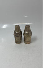 Load image into Gallery viewer, Set Of 2 Pcs Vintage Silver Tone Plate Home And Tableware Salt &amp; Pepper Shaker

