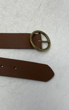 Load image into Gallery viewer, Levi's Womens Brown Circular Center Bar Buckle Adjustable Dress Belt Size XL

