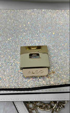 Load image into Gallery viewer, Aldo Womens Karlowa Pearl White Glitter Chain Strap Push Lock Crossbody Purse
