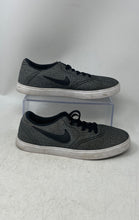 Load image into Gallery viewer, Nike Boys Check SB 905373-008 Black Gray Round Toe Lace-Up Sneaker Shoes Size 7Y
